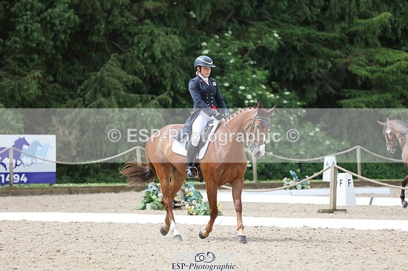 240524-113239-08382 - 269-EMERALD_KATIE-Isabelle_Cook