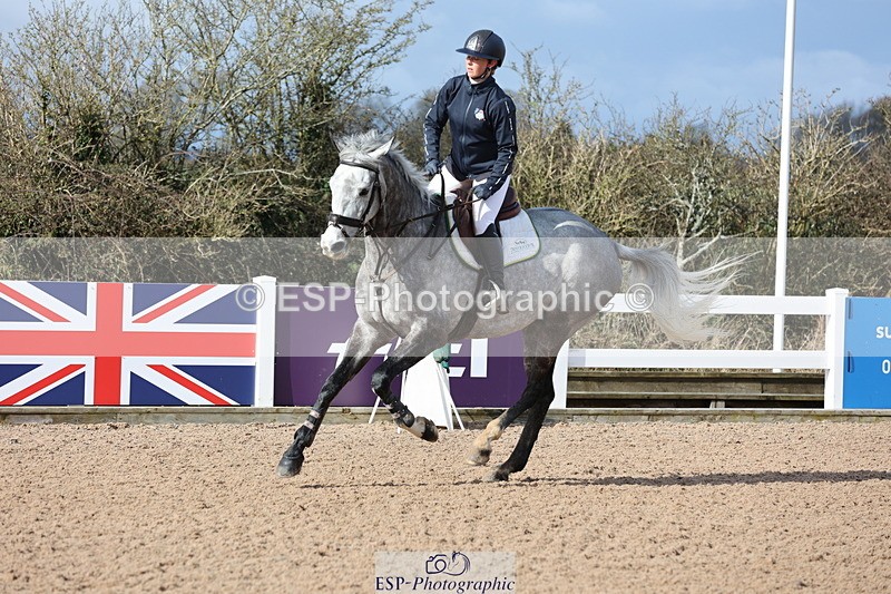 240223A-115639-01012 - Cls 4 Snr 1.05m Open