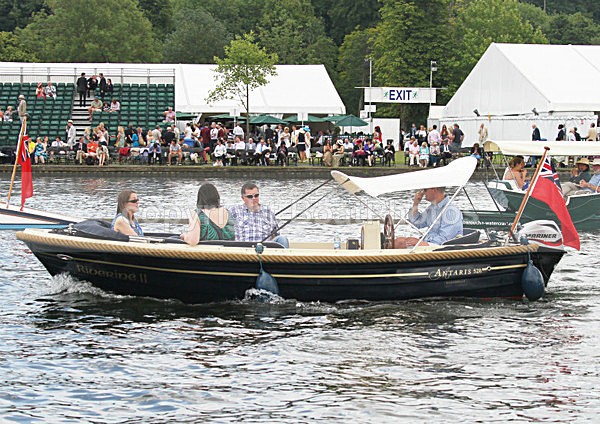 110702 RIVERINE IMG_7218 - HENLEY ROYAL REGATTA JULY 2011