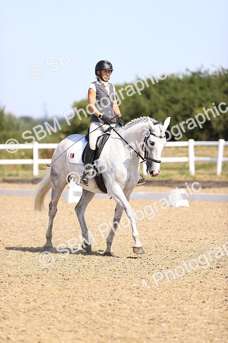 SBM_009265 - Novice 5 - 9.50-10.53