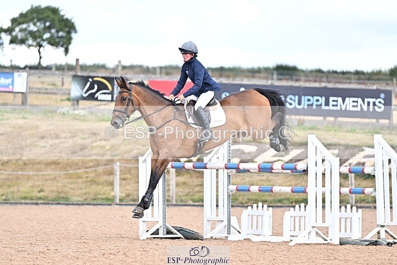 260819-144454-01212 - Cls 6 Foxhunter and 1.20m