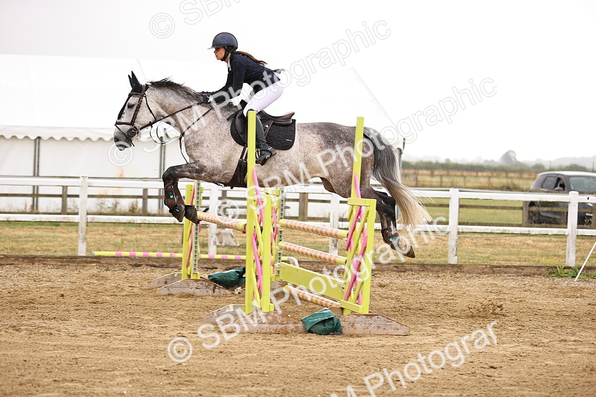 SBM_026599 - Class 12 - Amateur Championship Qualifier 1.05m