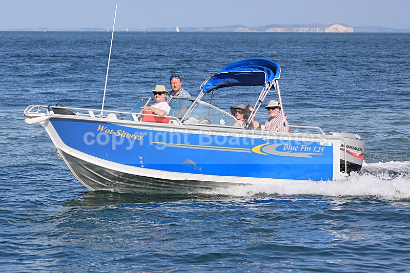 180804 WOT-SHORES - BLUE FIN 1Y3A5842 - Motorboats - Open