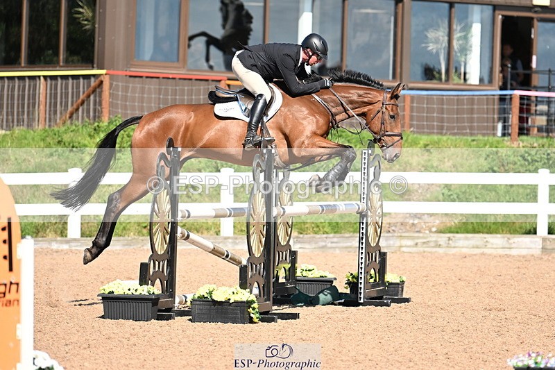 240914A-143730-07655 - Cls 24-S 1.05m Amateur Qualifier