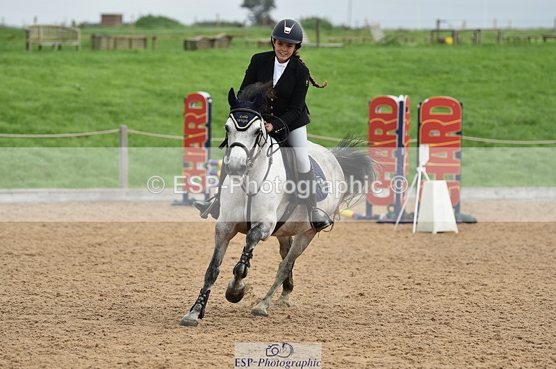 230902A-113040-00736 - Cls 2B Pony Small 80cm