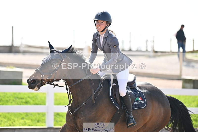 240509A-100759-00366 - Cls 1 British Novice and 90cm Open