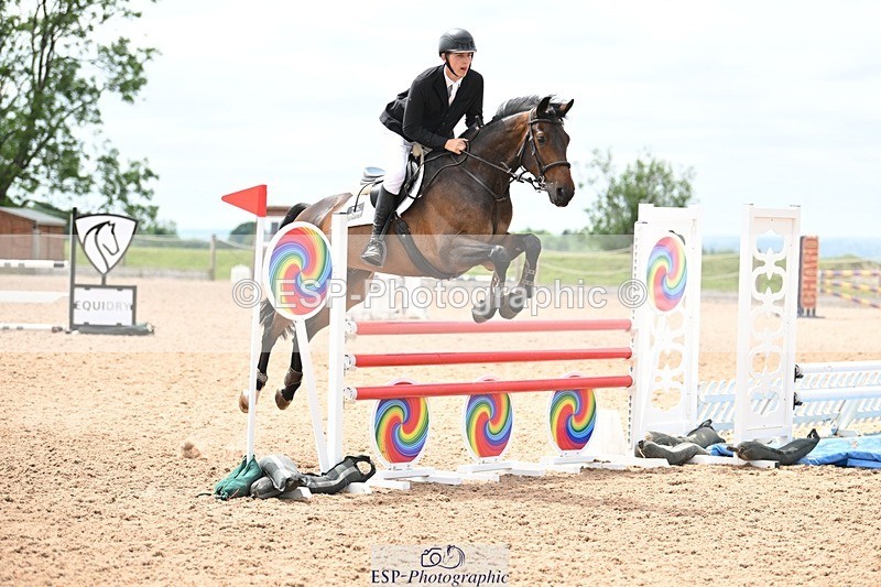 250611-132129-00666 - Cls 4 Snr Newcomers & 1.10m Open