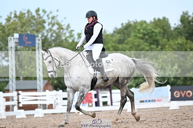 250907-130946-09994 - 071-Emma.ChapmanRoyal.Achiever