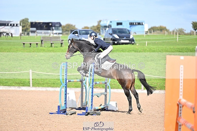 251001-142132-00439 - Cls 5 National 1.15m Members Cup