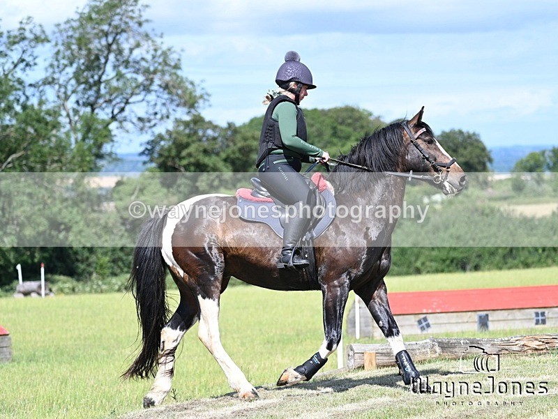 WJ7_9175 - Kellie Jade Ellie XC training with Kelly Harris 28-06-26