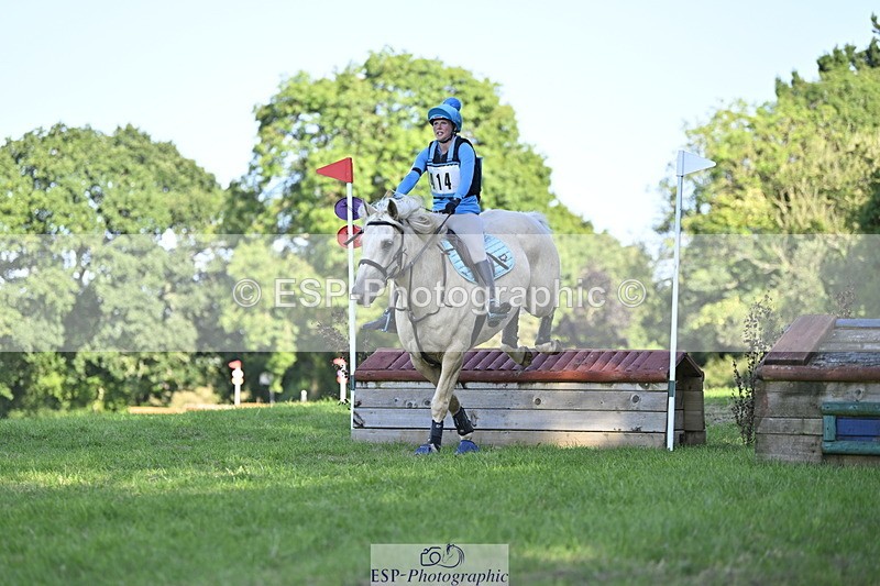 240811A-172902-07367 - 414-