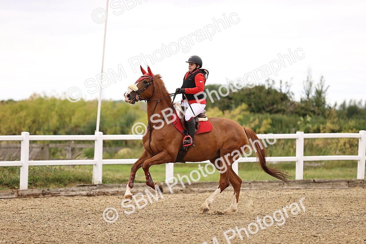 SBM_000104 - Class 1 - Clear Round