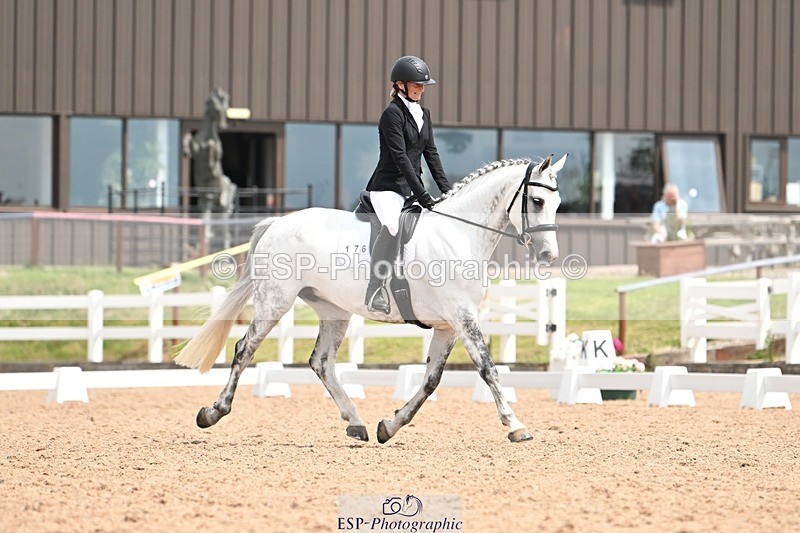 250620-120030-02884 - BD Cls 4 - Novice 5, 11.30am to 12.35pm