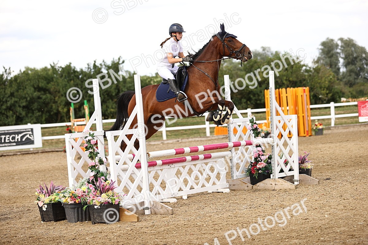 SBM_002337 - Class 18 - Ariat Senior British Novice- 90cm Open