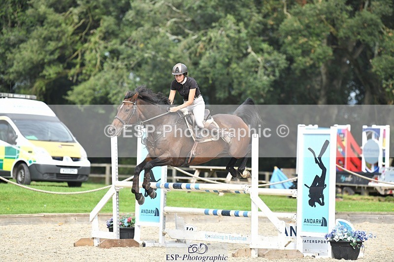 230908-151012-02395 - Cls 8 Snr 1.05m Open