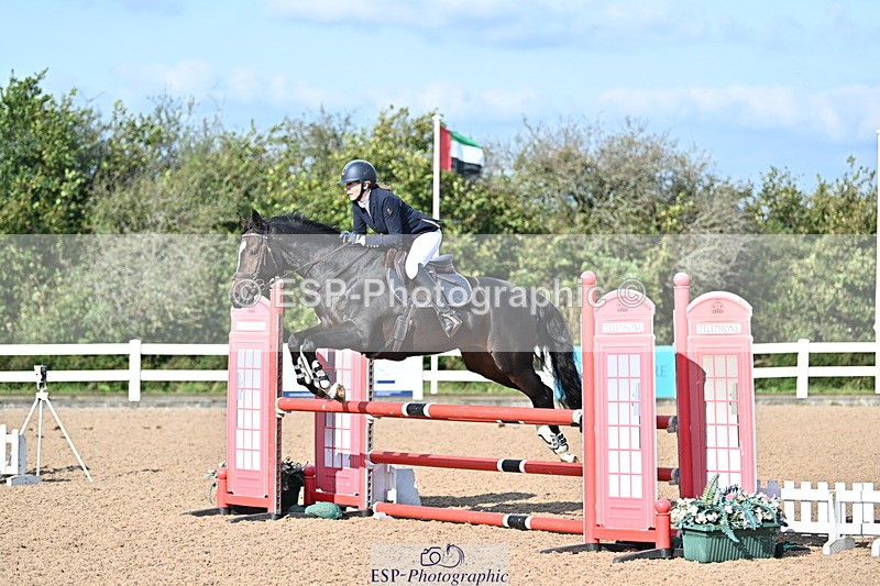 241004A-110206-01505 - Fri 07 Snr Brit Nov & 90cm Open
