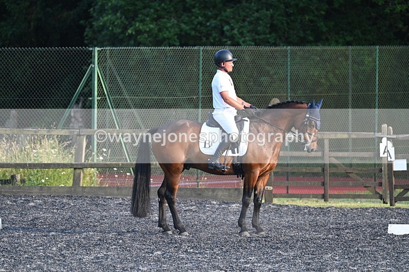 WJ7_0211 - Time 19:22 to 19:36