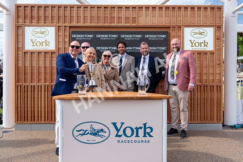 150526-Race 4-Love A Giggle-2756 - Race 4 3.30pm Design Tonic Out Of This World Spaces At The Races EBF Marygate Fillies' Stakes