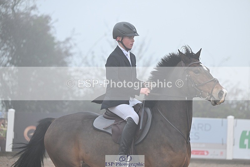 251115-114611-00273 - Cls 9 Pony Newcomers and 1m Open
