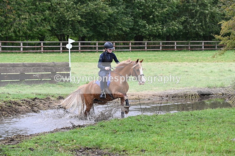 WJ6_5919 - Time at Photographer 12:31 to 12:40