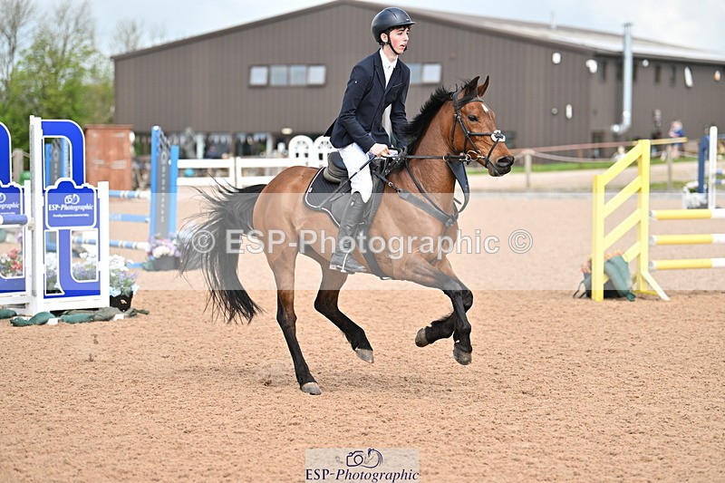 240506A-114220-08571 - Cls 4 Blue Chip Pony Newcomers & 1m Open