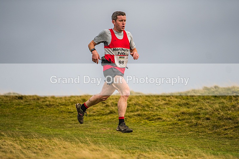Sale-34 - Sale Fell Race Saturday 26th November 2022