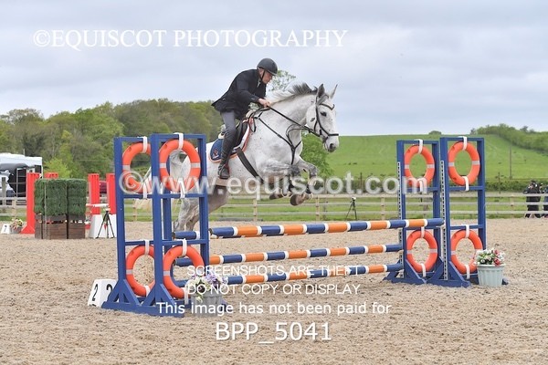 BPP_5041 - CLASS 24 SUN Senior BritiNovice/ 90cm Open