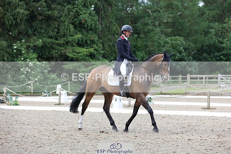 240523-113759-03563 - 222-KILCANNON_SENSATION-Harry_Meade