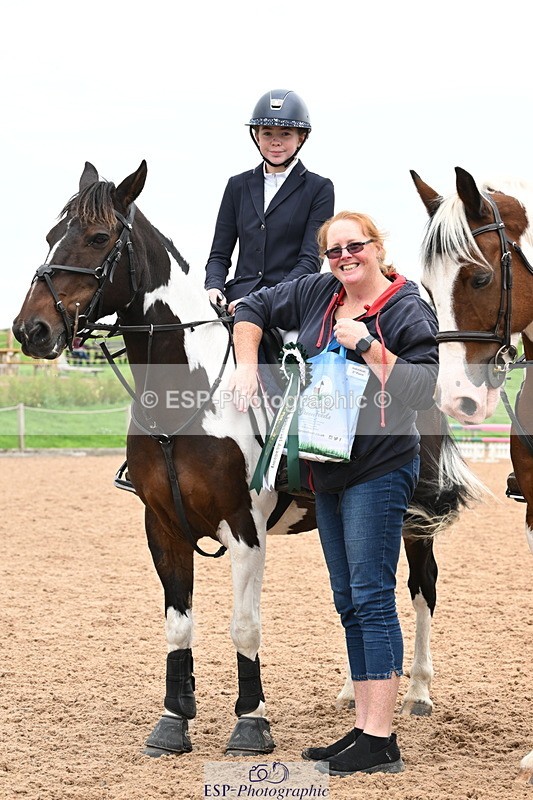 240907A-131921-01949 - Cls 3 Pony Medium Team 80cm & 90cm