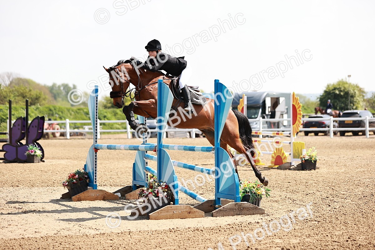  - Class 23 - Senior 1.05m