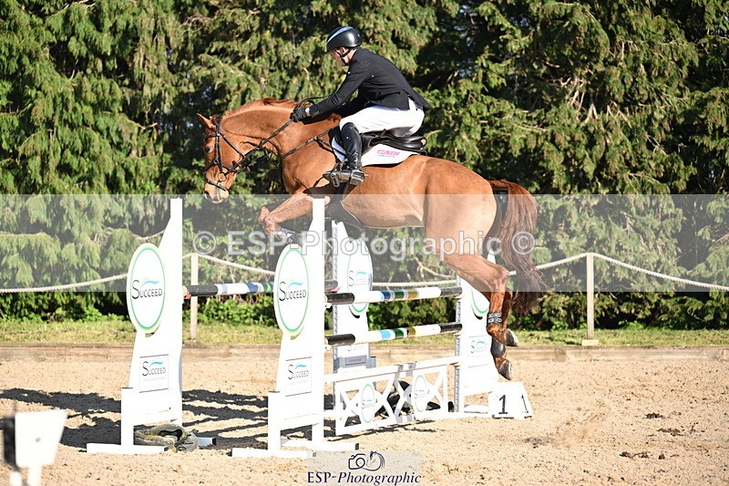 260321A-153734-01155 - 6 Foxhunter 1m 20 Open