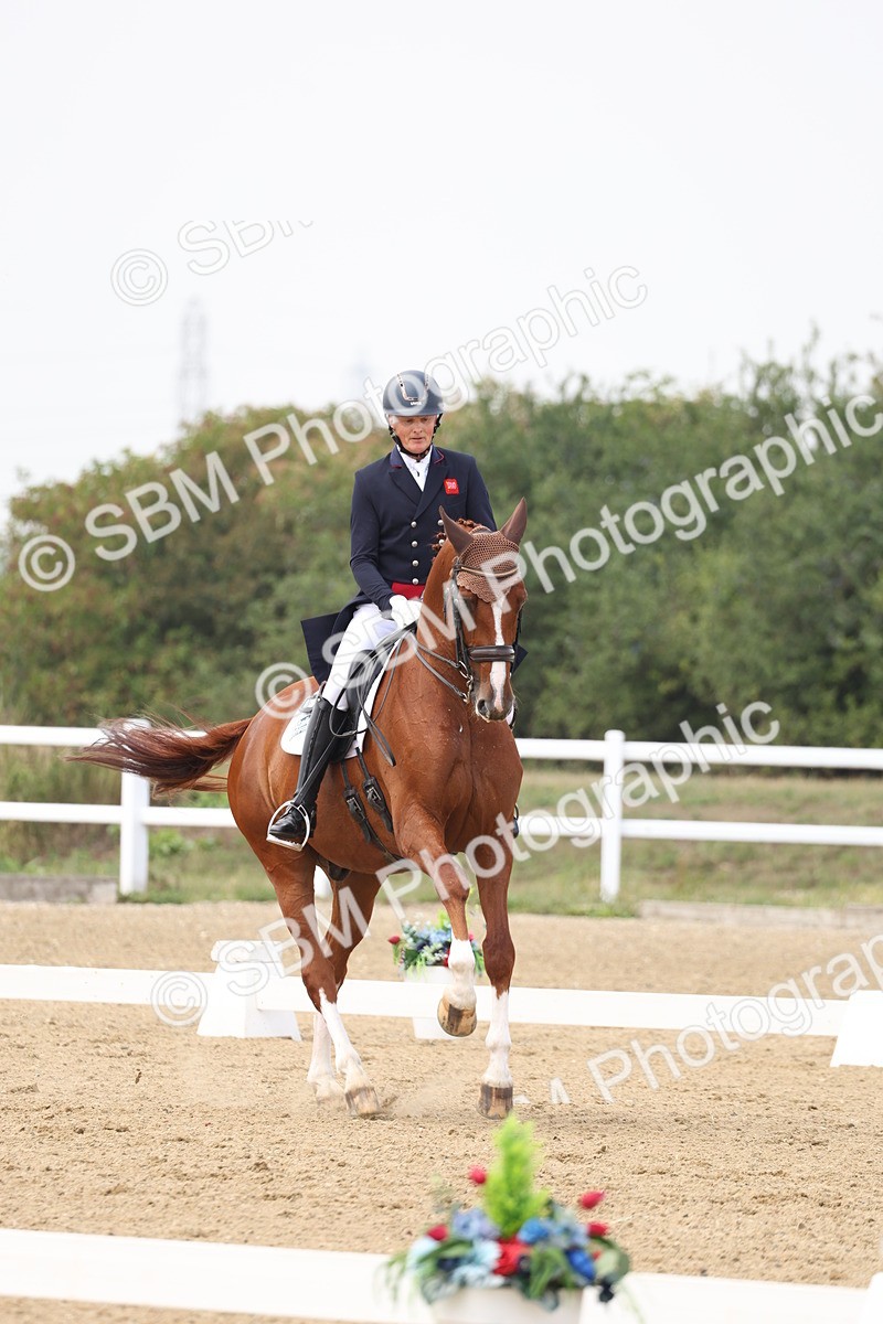 SBM_007413 - Class 9 - FEI INT I - 14.57-15.45