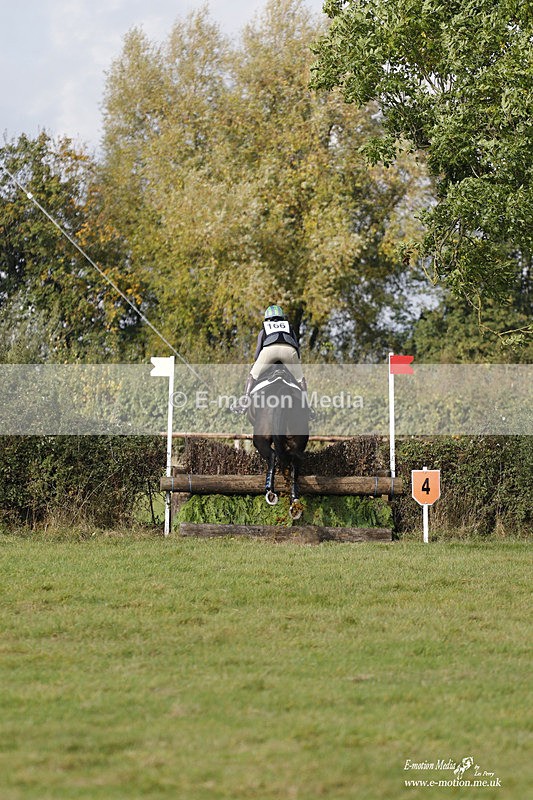  WWHT 171021 3031 - Intermediate (0.90m)  17/10/21