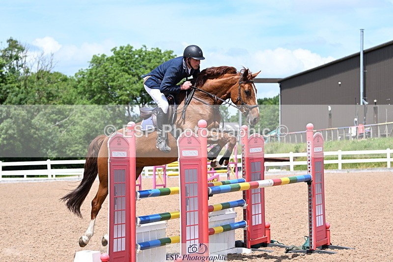 240619A-141829-00529 - Cls 4 Snr Newcomers and 1.10m Open