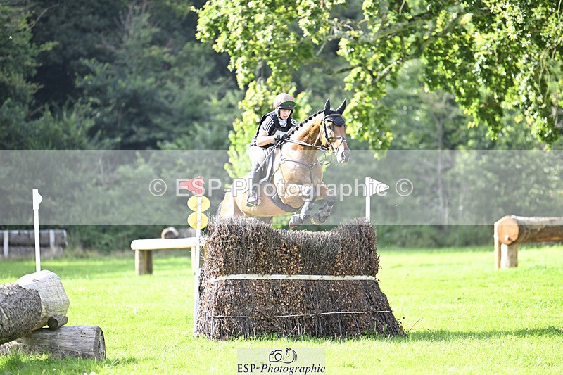 240804-173128-18955 - 707-Georgina_Ewell-THE_WORTHY_BRAT