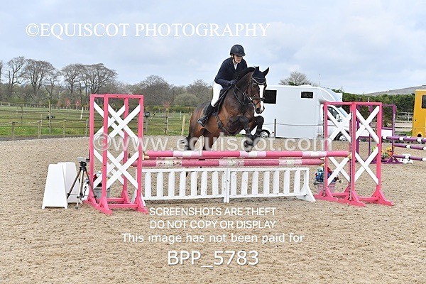 BPP_5783 - CLASS 24 SUN Senior British Novice/ 90cm Open