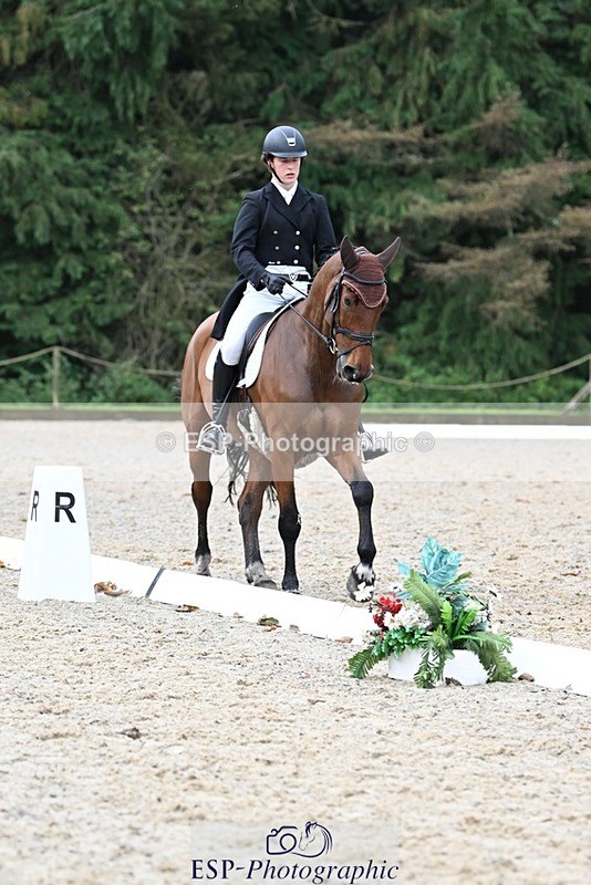 231019-113056-01827 - 039-LAUSANNE.W-Charlie.Ahl-DR