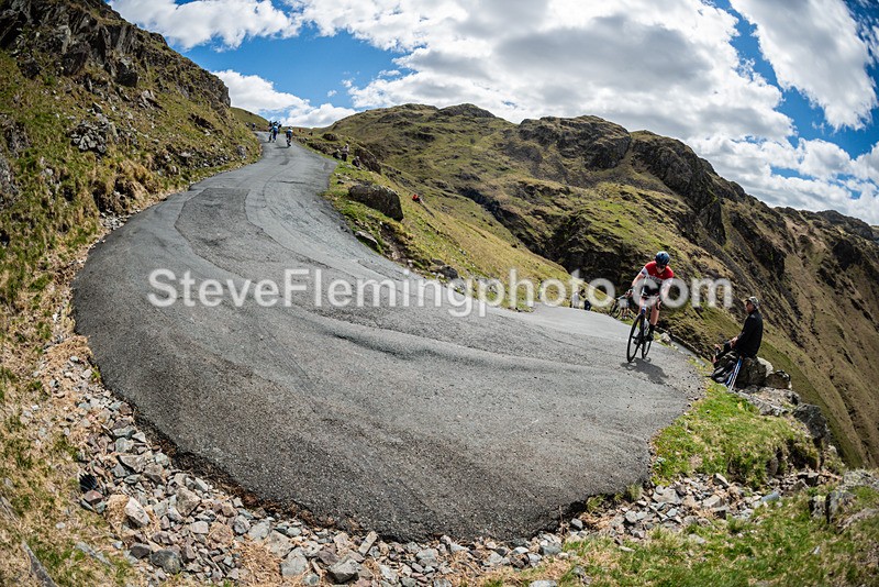 114803 - Hardknott Hairpin 11.00 - 12.00