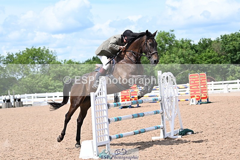 240619A-143308-00633 - Cls 4 Snr Newcomers and 1.10m Open