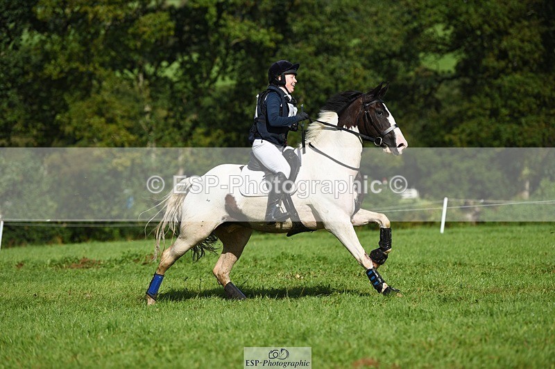 230820X-100242-1083 - BE90 XC 09.40 to Rider 151 at 11.44