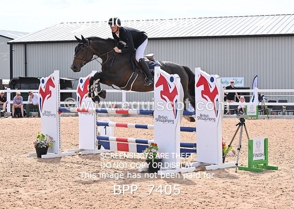 BPP_7405 - CLASS 15 FRI Senior 1.05m Open