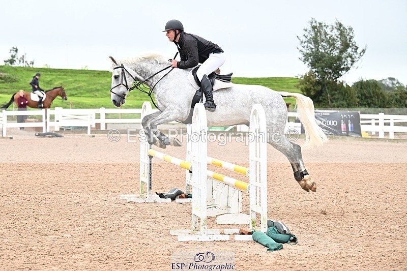 250917-110202-00197 - Cls 1 British Novice and 90cm Open