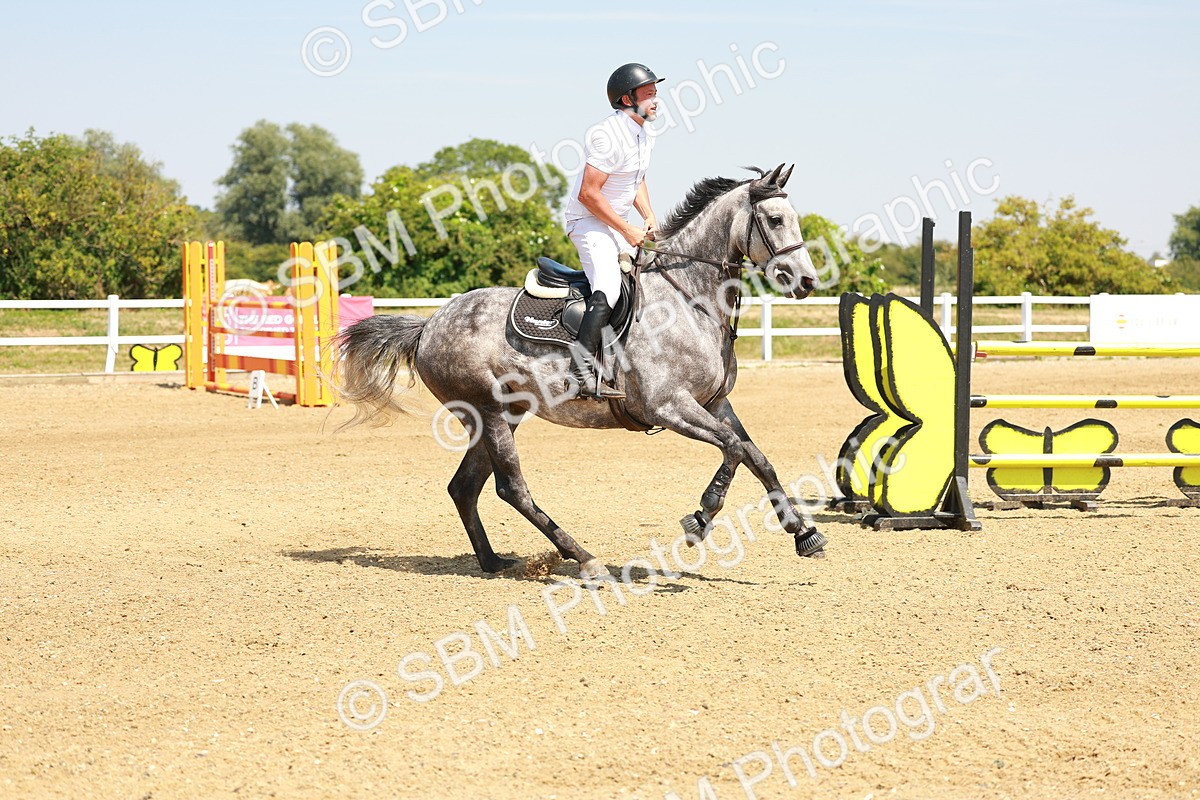 SBM_002055 - Class 5 - Senior Foxhunter - 1.20m