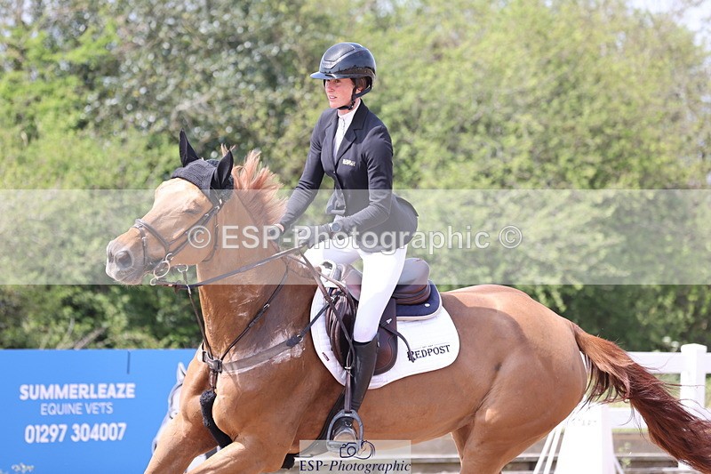 240510A-140214-07406 - Cls 17 1.05m National Am Quali