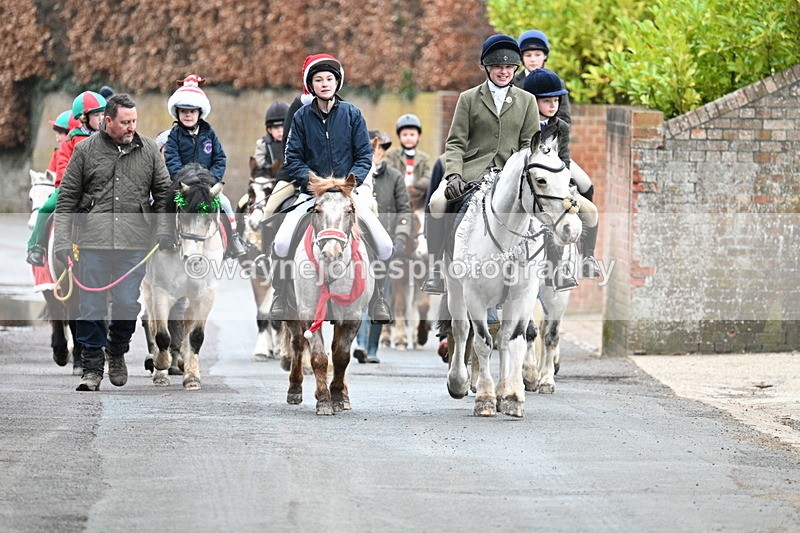 WJ7_1090 - Pub Corner