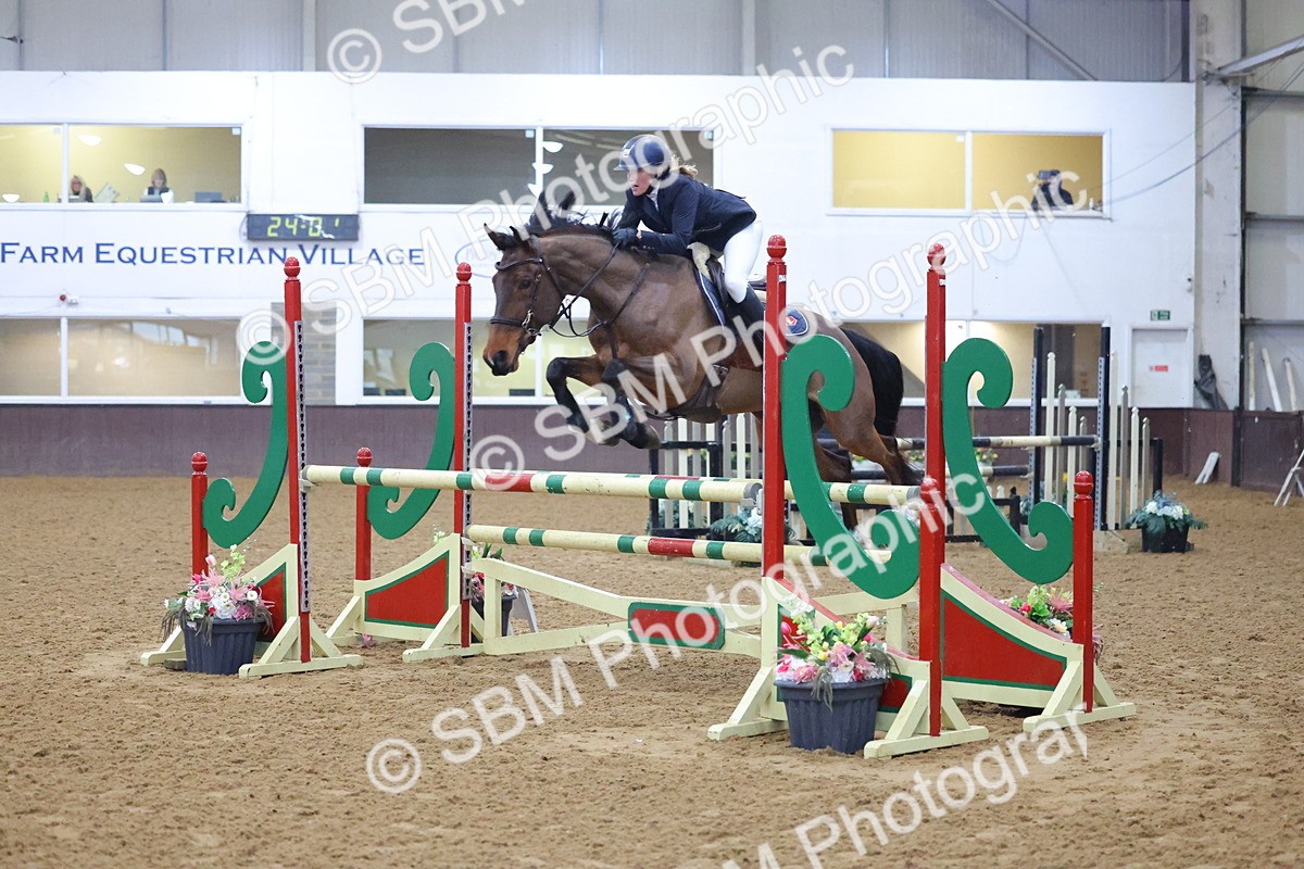 SBM_008730 - Class 22  - Senior Newcomers/ 1.10m Open - First Round (1.10m)