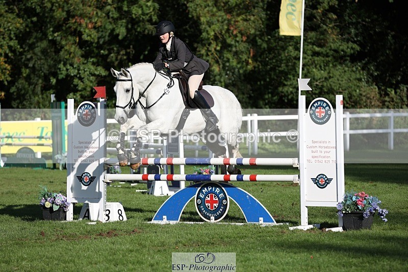 231022-153621-29847 - 509-WOODLANDS.SILVER.CLOUD-Karen.Cowling-TrotUp+SJ