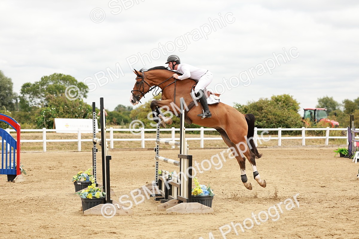 SBM_018195 - Class 21 - Senior Newcomers Championship 2d Rd