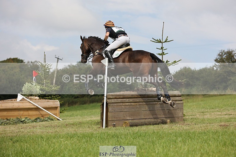 240831A-124218-02966 - 016-Max.Forster-FLO.CORMINT