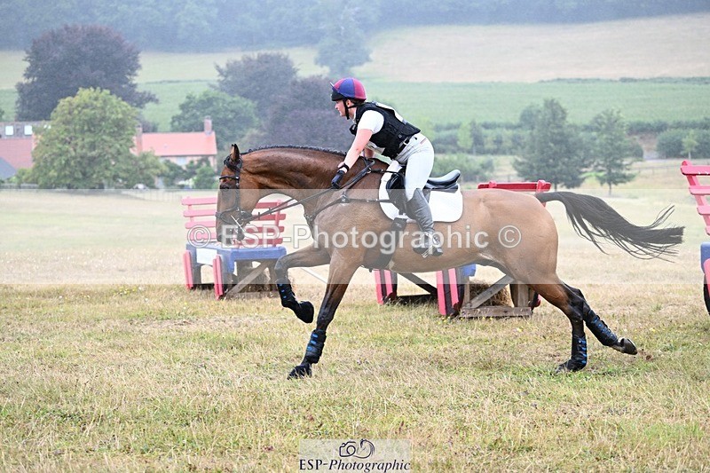 250803A-131203-13596 - M-576-Ella.Otto-SUMMERBRIDGE.TIPP